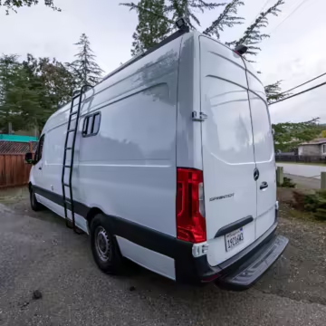 2021 Mercedes-Benz Sprinter 2500 — photo 9