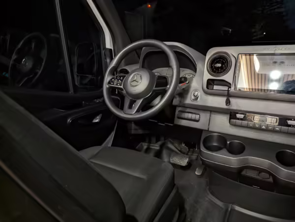 2021 Mercedes-Benz Sprinter 2500 — photo 38