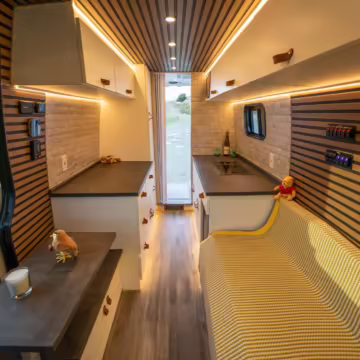 2021 Mercedes-Benz Sprinter 2500 — photo 51