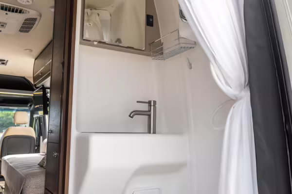 2019 Mercedes-Benz Sprinter 3500XD — photo 38