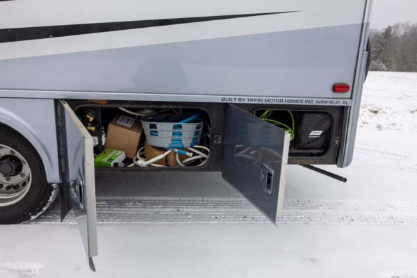2020 Mercedes-Benz Sprinter 3500XD Tiffin Wayfarer 25QW Motorhome — photo 22