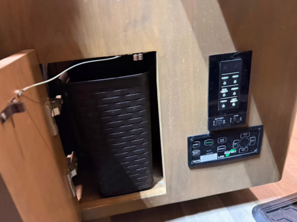 2020 Mercedes-Benz Sprinter 3500XD Tiffin Wayfarer 25QW Motorhome — photo 56