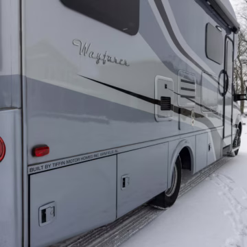 2020 Mercedes-Benz Sprinter 3500XD Tiffin Wayfarer 25QW Motorhome — photo 21