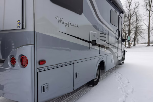 2020 Mercedes-Benz Sprinter 3500XD Tiffin Wayfarer 25QW Motorhome — photo 21