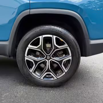 2025 Rivian R1S Adventure Edition — photo 5