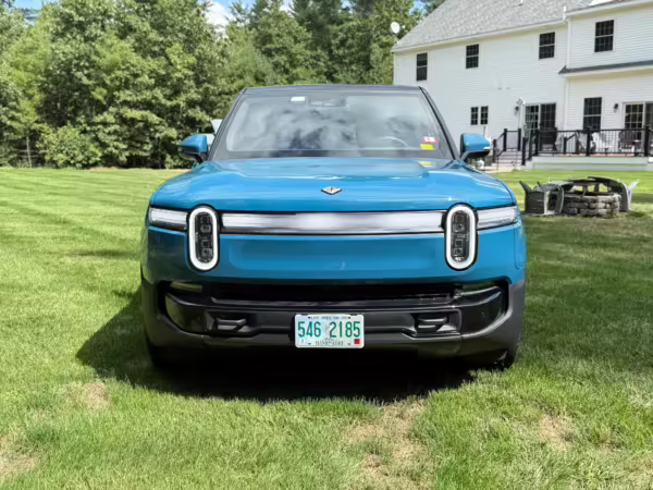 2025 Rivian R1S Adventure Edition — photo 7