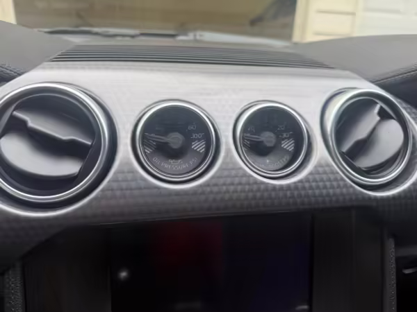2018 Ford Mustang GT Coupe Premium — photo 34