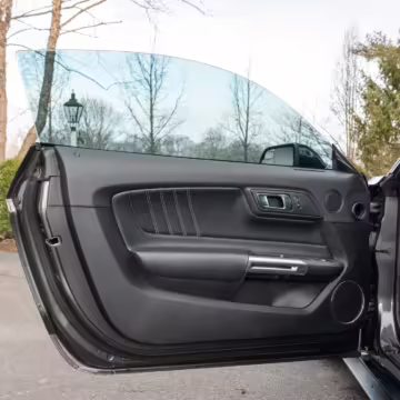 2018 Ford Mustang GT Coupe Premium — photo 35