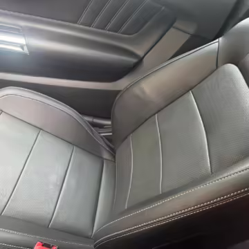 2018 Ford Mustang GT Coupe Premium — photo 40
