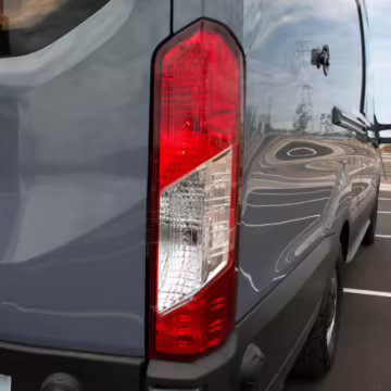 2021 Ford Transit 250 — photo 2