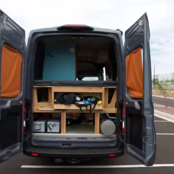 2021 Ford Transit 250 — photo 34