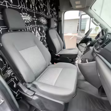 2021 Ford Transit 250 — photo 43