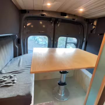 2021 Ford Transit 250 — photo 33