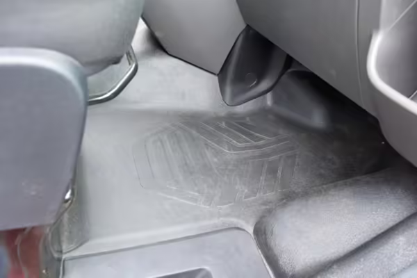 2021 Ford Transit 250 — photo 38