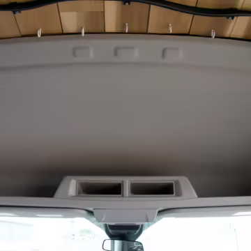 2021 Ford Transit 250 — photo 44