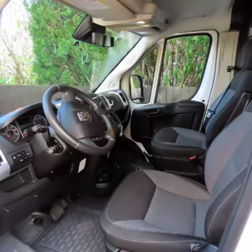 2021 Ram 3500 ProMaster Cargo Extended High Roof — photo 38