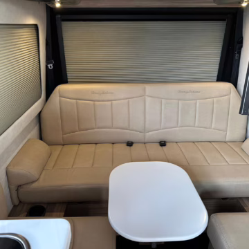 2021 Mercedes-Benz Sprinter 2500 Airstream Interstate 19 Tommy Bahama Edition 4×4 — photo 35