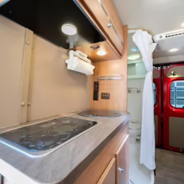 2015 Ram ProMaster 3500 Winnebago Travato — photo 41