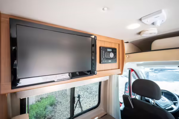 2015 Ram ProMaster 3500 Winnebago Travato — photo 77