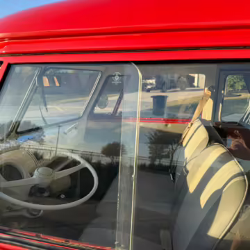 1975 Volkswagen Bus — photo 4