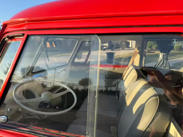 1975 Volkswagen Bus — photo 4