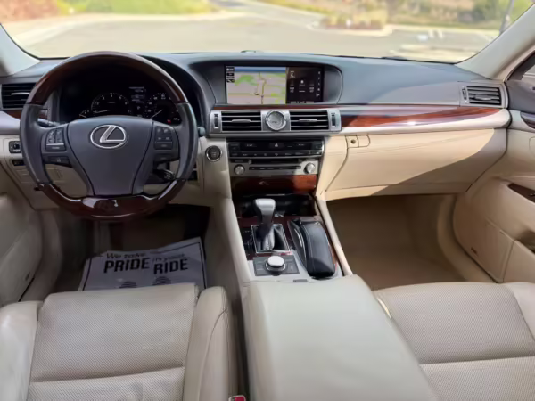 2017 Lexus LS 460 L — photo 35