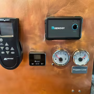 2021 Ford Transit 250 — photo 49