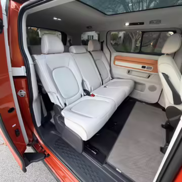 2025 Volkswagen ID. Buzz 1st Edition — photo 36