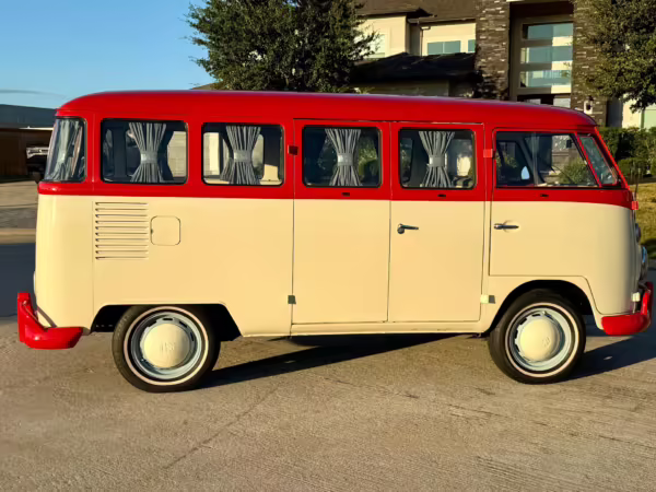 1975 Volkswagen Bus — photo 6