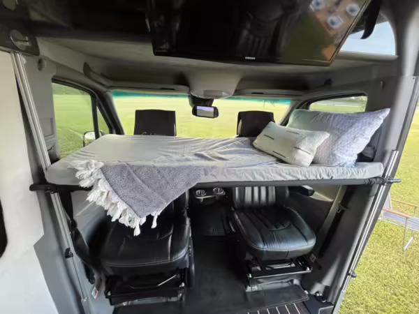 2015 Mercedes-Benz Sprinter 3500 Airstream Interstate — photo 24