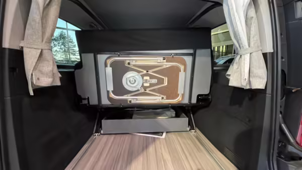 2020 Mercedes-Benz Metris Weekender — photo 36
