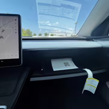 2022 Tesla Model Y Long Range AWD — photo 54