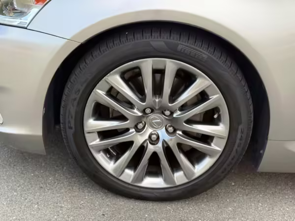 2017 Lexus LS 460 L — photo 14