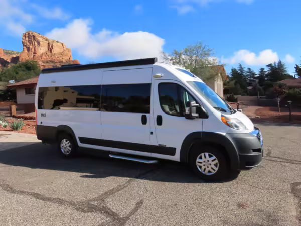 2021 Ram 3500 ProMaster Cargo Extended High Roof — photo 6