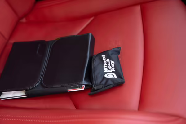 2018 BMW M3 Competition Package — photo 66