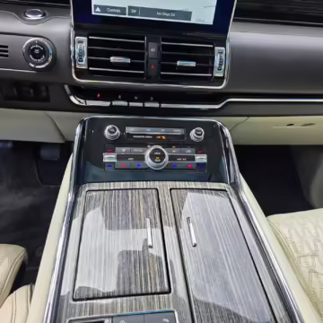 2018 Lincoln Navigator Black Label — photo 36