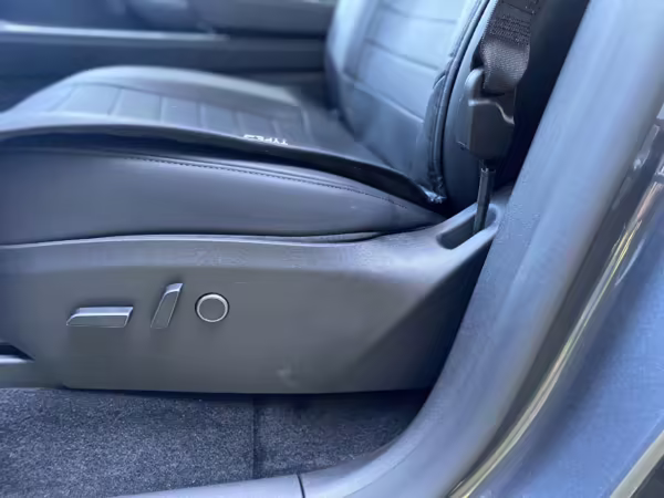 2022 Tesla Model Y Long Range AWD — photo 49