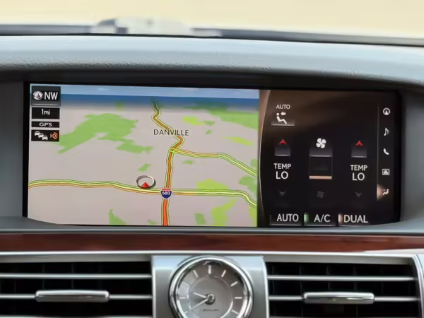 2017 Lexus LS 460 L — photo 43