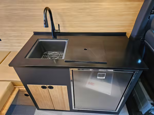 2022 Mercedes-Benz Sprinter 2500 4×4 — photo 57