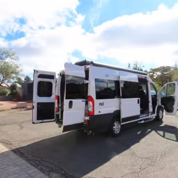 2021 Ram 3500 ProMaster Cargo Extended High Roof — photo 15