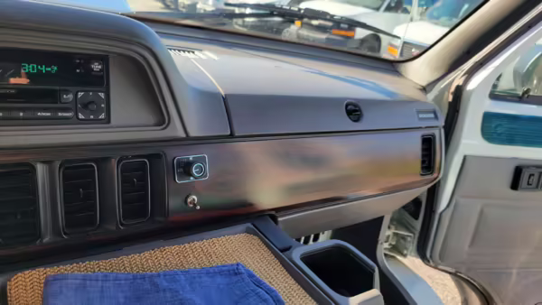 1996 Dodge Ram Van B3500 — photo 85