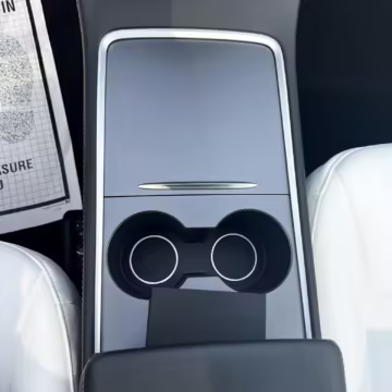2022 Tesla Model Y Long Range AWD — photo 66
