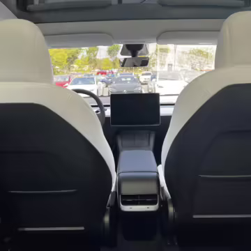 2022 Tesla Model Y Long Range AWD — photo 64