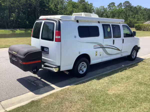 2010 Chevrolet Express 3500 Sportsmobile — photo 18