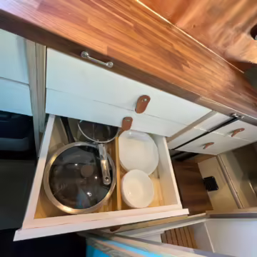 2021 Ford Transit 250 — photo 69