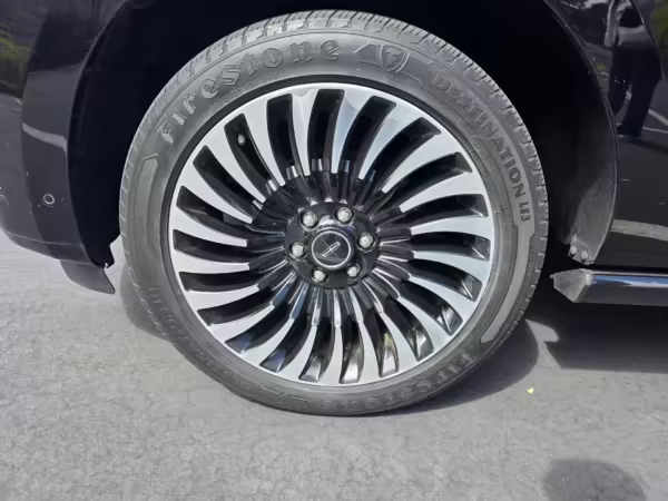 2018 Lincoln Navigator Black Label — photo 18