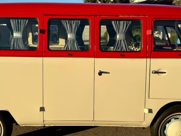 1975 Volkswagen Bus — photo 3