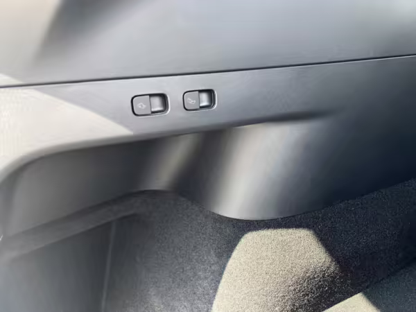 2022 Tesla Model Y Long Range AWD — photo 56