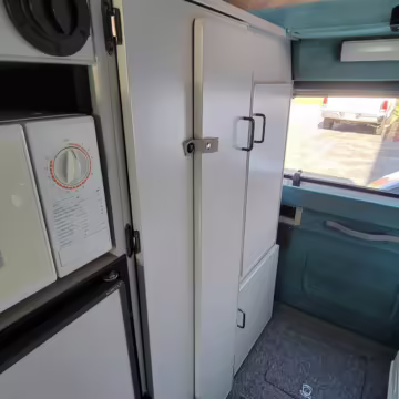 1996 Dodge Ram Van B3500 — photo 80