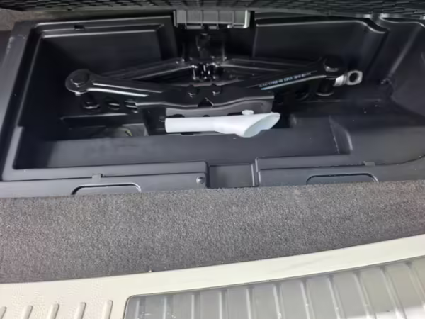2018 Lincoln Navigator Black Label — photo 33